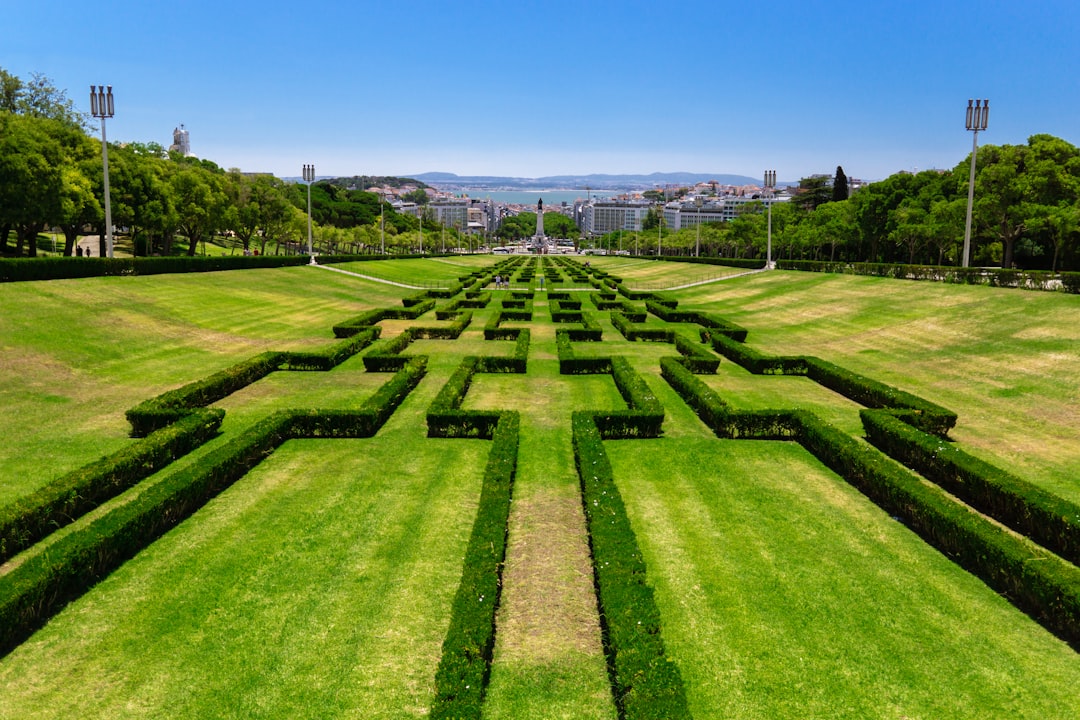 Jardins do Palácio de Cristal: Vista do Porto - R. de D Manuel II | Secret World Trip Planner