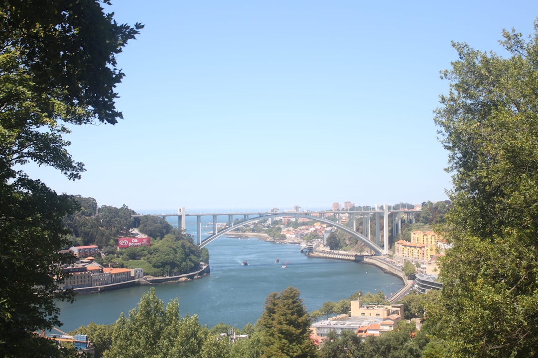 Jardins do Palácio de Cristal: Vista do Porto - R. de D Manuel II | Secret World Trip Planner