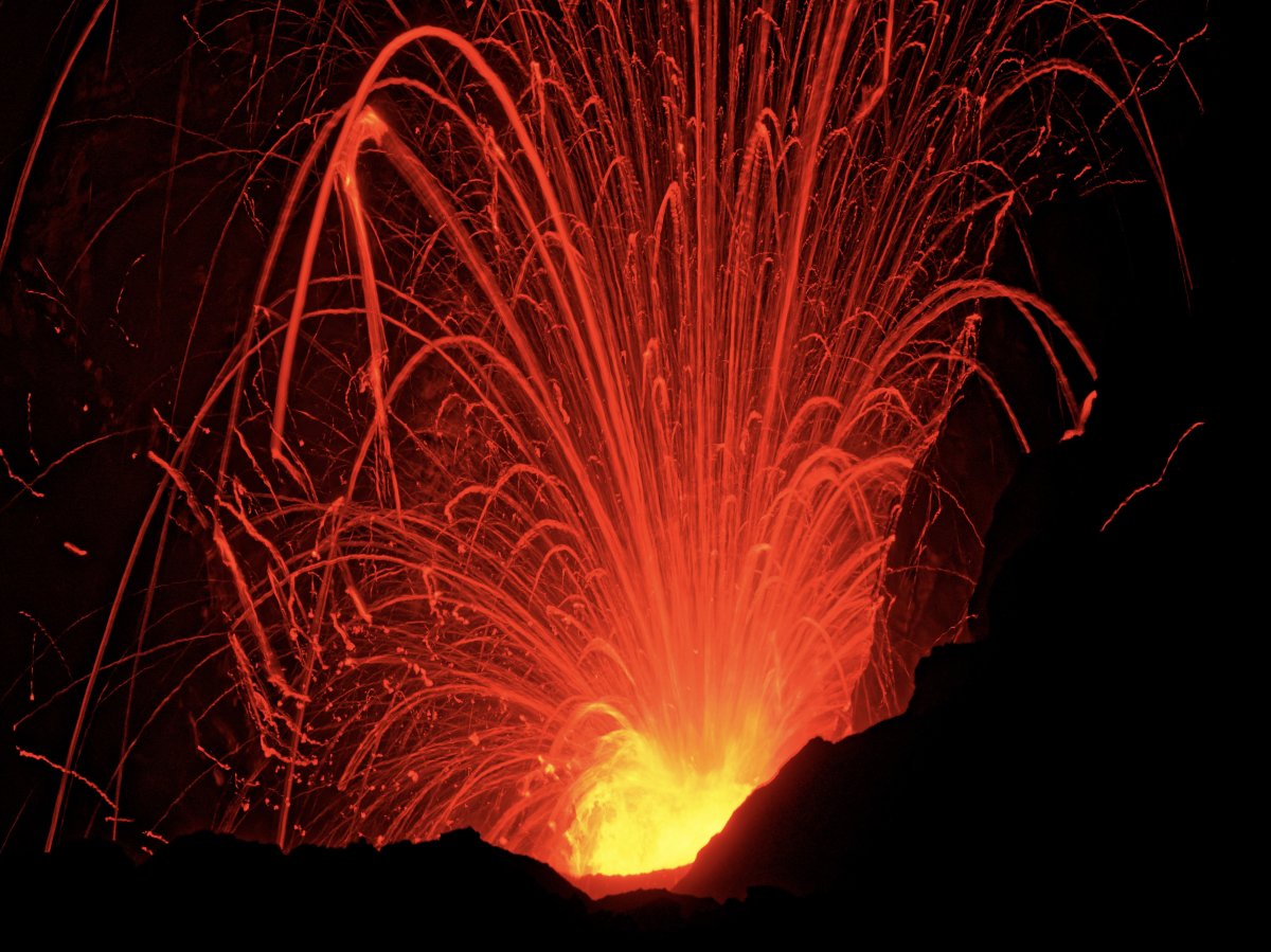 Monte Yasur: el volcán activo más accesible del mundo - Mount Yasur | Secret World Trip Planner