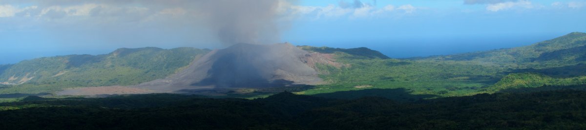 ヤスール山:世界で最もアクセスしやすい活火山 - Mount Yasur | Secret World Trip Planner