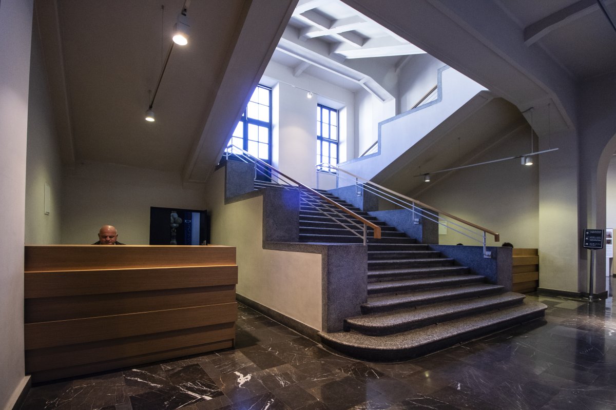 Museo Nacional Georgiano: tesoros de Colchide en Tbilisi - 3 Shota Rustaveli Ave | Secret World Trip Planner
