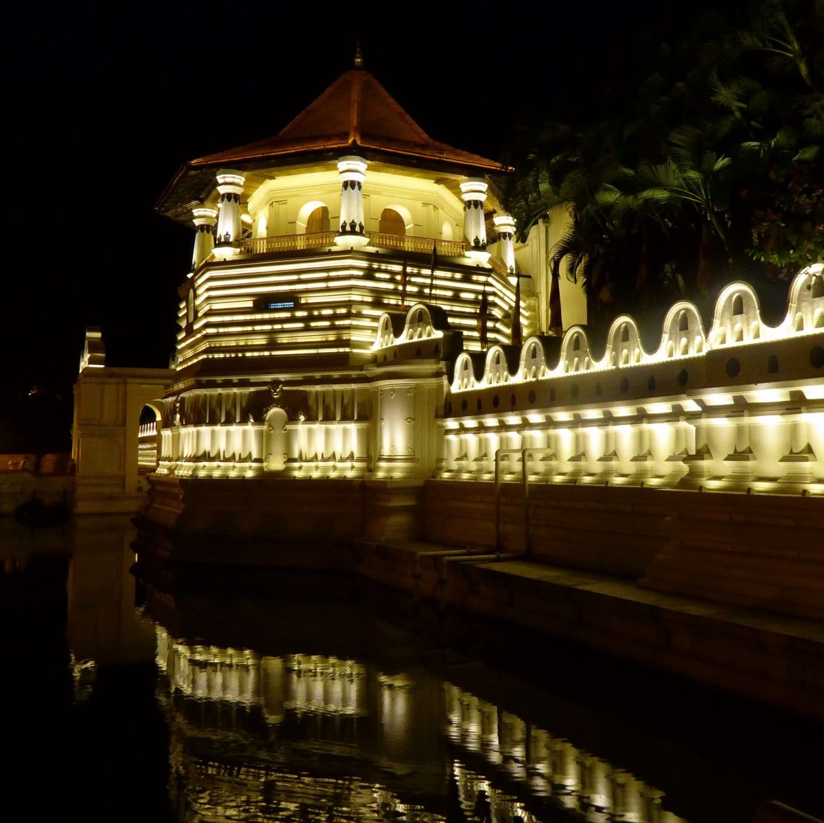 Palacio Real de Kandy: la última joya de Sri Lanka - 15 Raja Veediya | Secret World Trip Planner