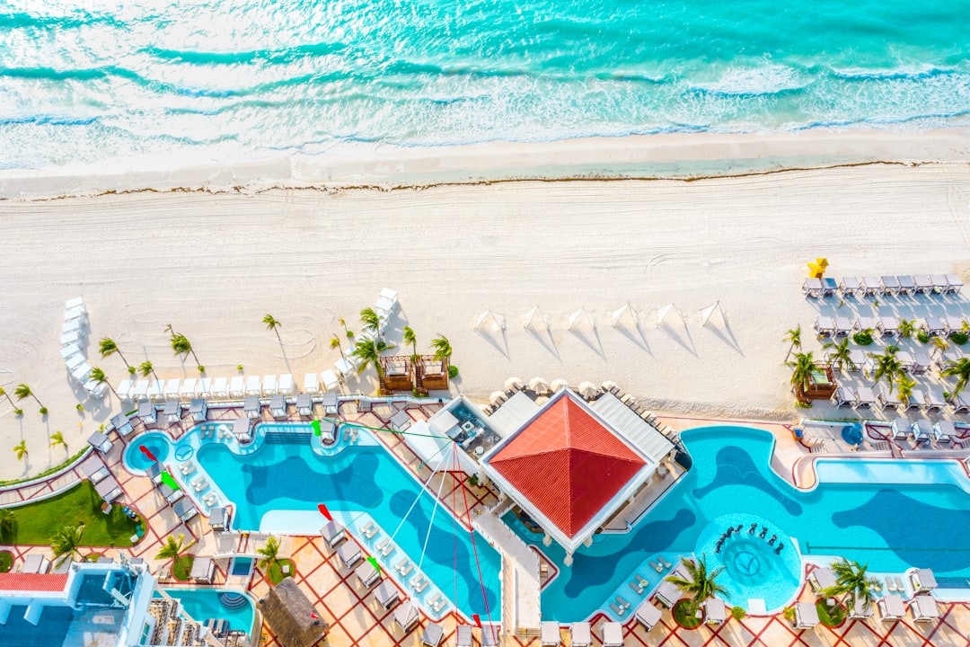Alternatives à Wanderlog 2026 : meilleurs outils pour Cancún - Cancún | Secret World Trip Planner