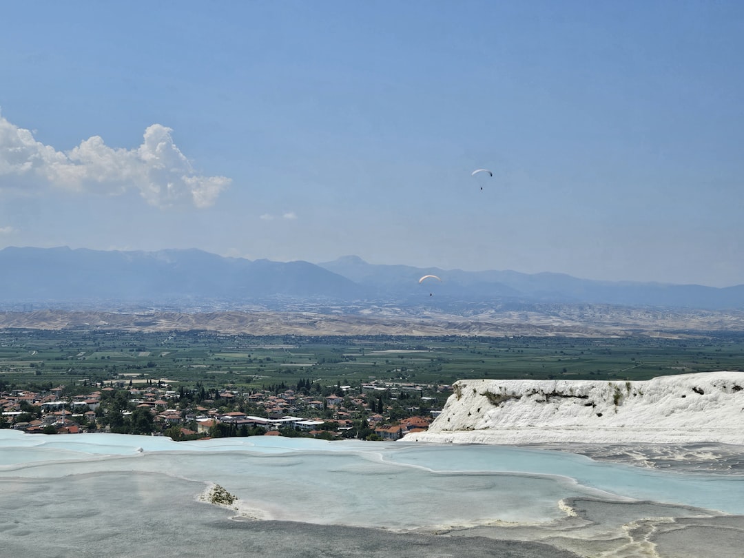 파묵칼레: 터키의 하얀 테라스들 - Pamukkale | Secret World Trip Planner