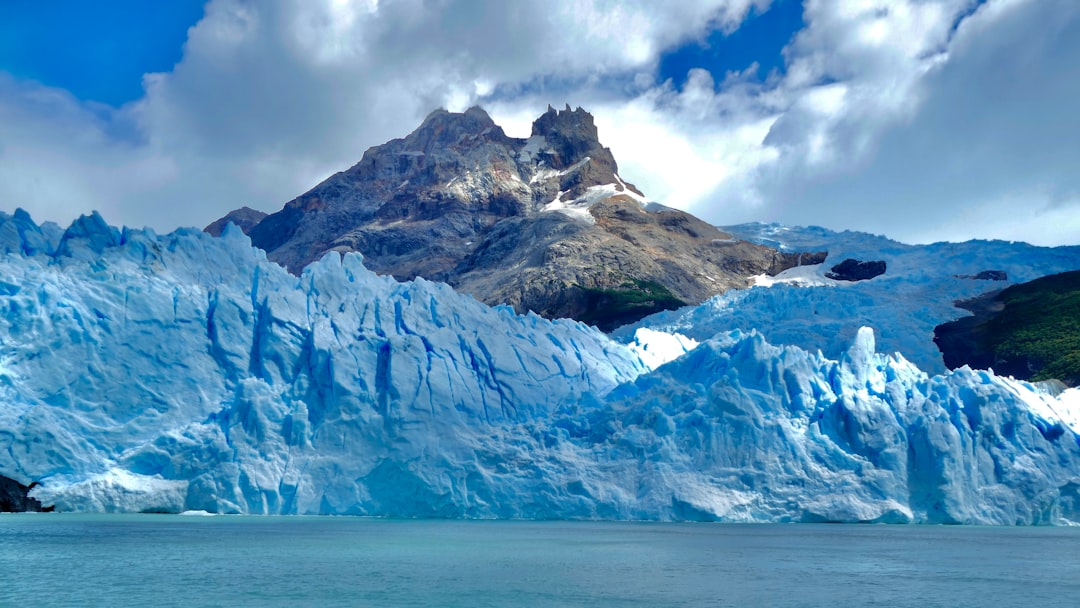 페리토 모레노: 파타고니아의 전진하는 빙하 - El Calafate | Secret World Trip Planner