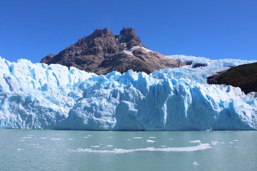 ペリト・モレノ：パタゴニアの進む氷河 - El Calafate | Secret World Trip Planner