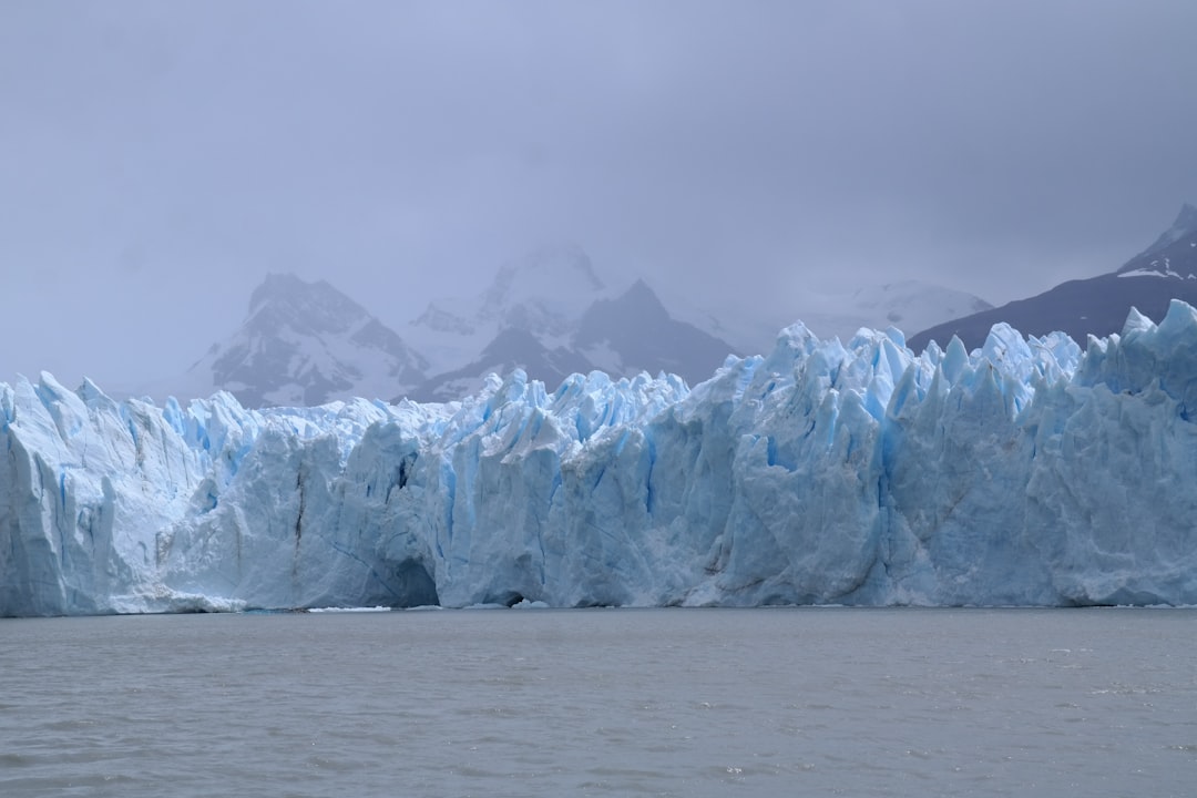 莫雷诺冰川:在巴塔哥尼亚前进的冰川 - El Calafate | Secret World Trip Planner
