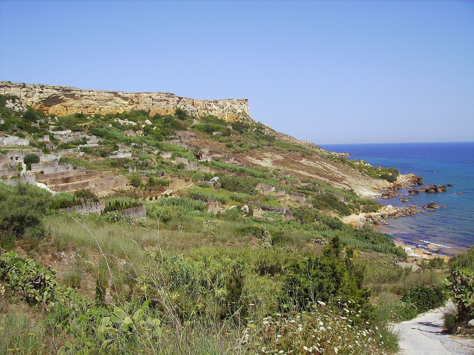 Descubra San Blas: um canto da natureza em Malta - Nadur | Secret World Trip Planner