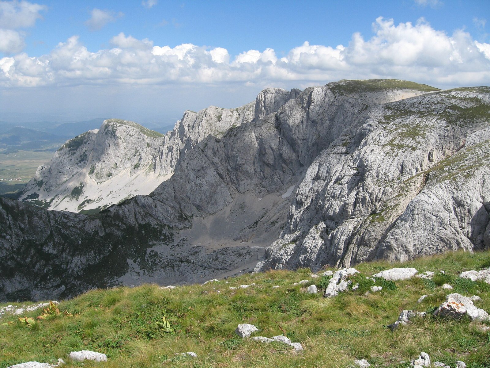 Descubra Sljeme: um canto de natureza intocada no Montenegro - Donja Bukovica | Secret World Trip Planner