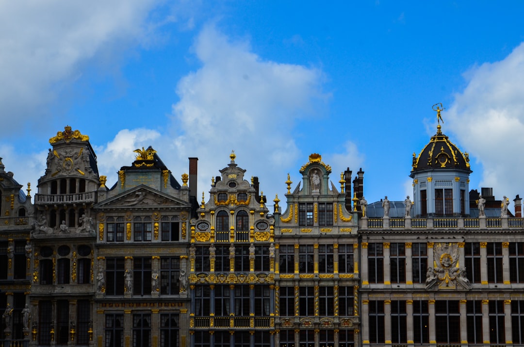 Manneken Pis: o bronze irreverente de Bruxelas - 1000 Bruxelles | Secret World Trip Planner