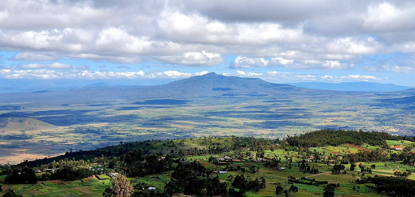 Mount Longonot: Uma viagem no coração do Quênia - Longonot | Secret World Trip Planner
