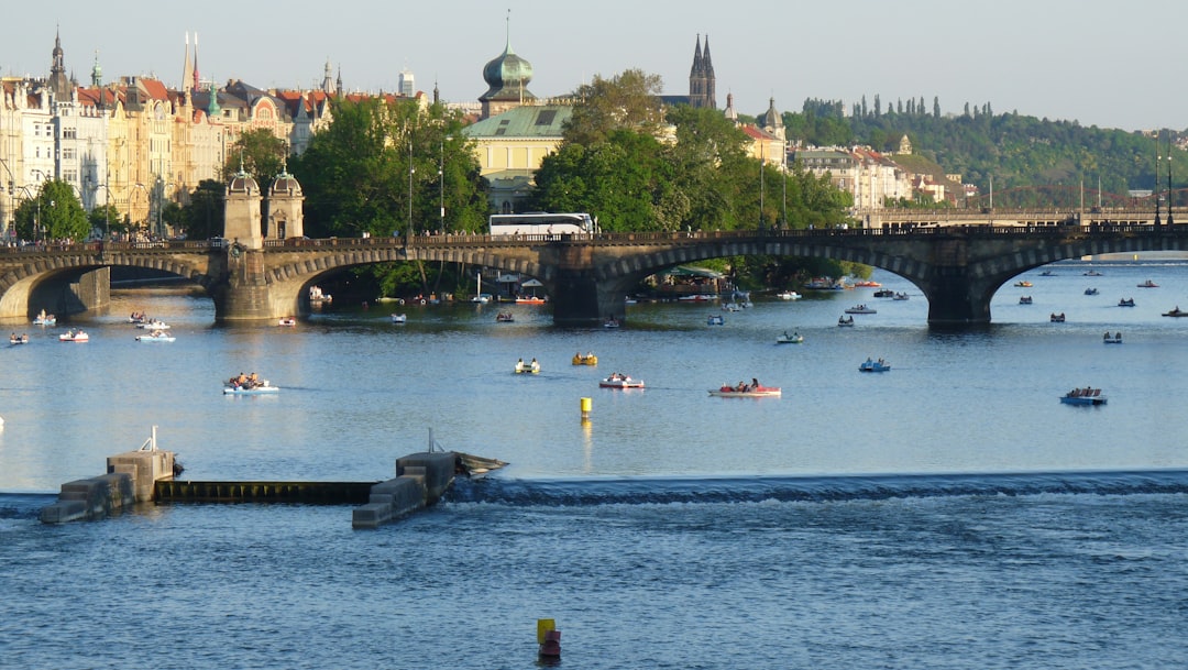 Come pianificare viaggio AI a Praga: guida 2026 - Praga | Secret World Trip Planner