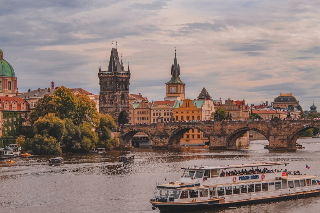 So planen Sie Ihre AI-Reise nach Prag: 2026 Guide - Praga | Secret World Trip Planner