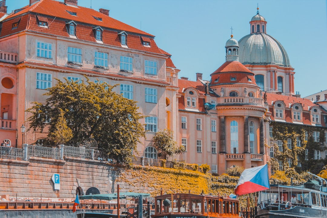 Как спланировать поездку в Прагу с AI: гид 2026 - Praga | Secret World Trip Planner