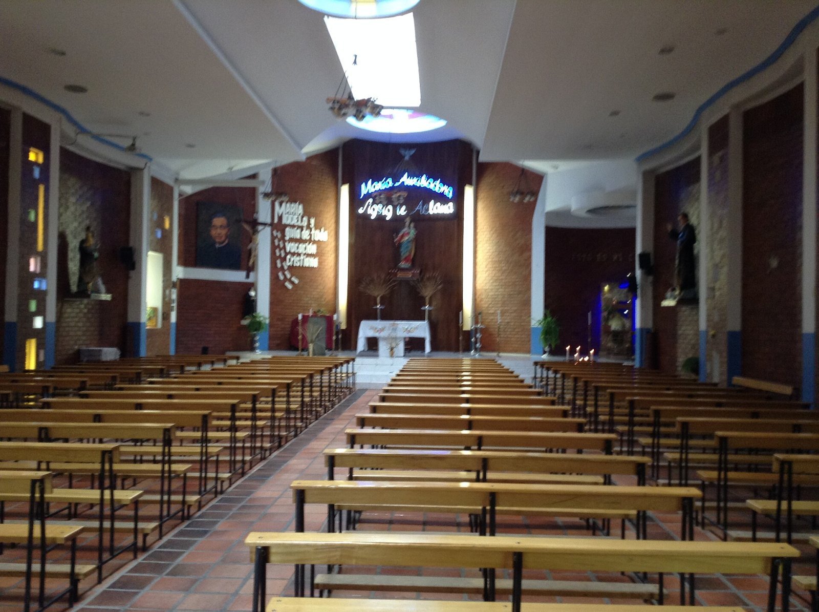 Iglesia de Tudul: un tesoro cultural en el corazón de Ecuador - Sigsig | Secret World Trip Planner