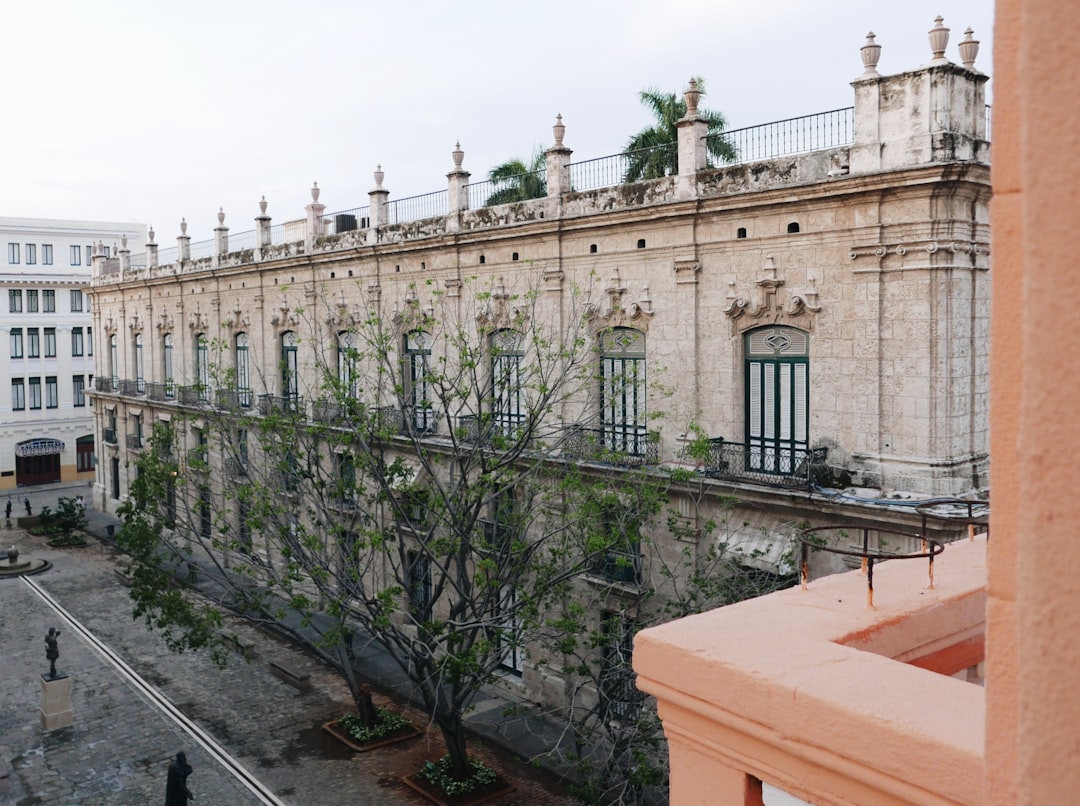 Besuchen Sie das Museo Postal Cubano: eine Reise durch die Geschichte Kubas - Havana | Secret World Trip Planner