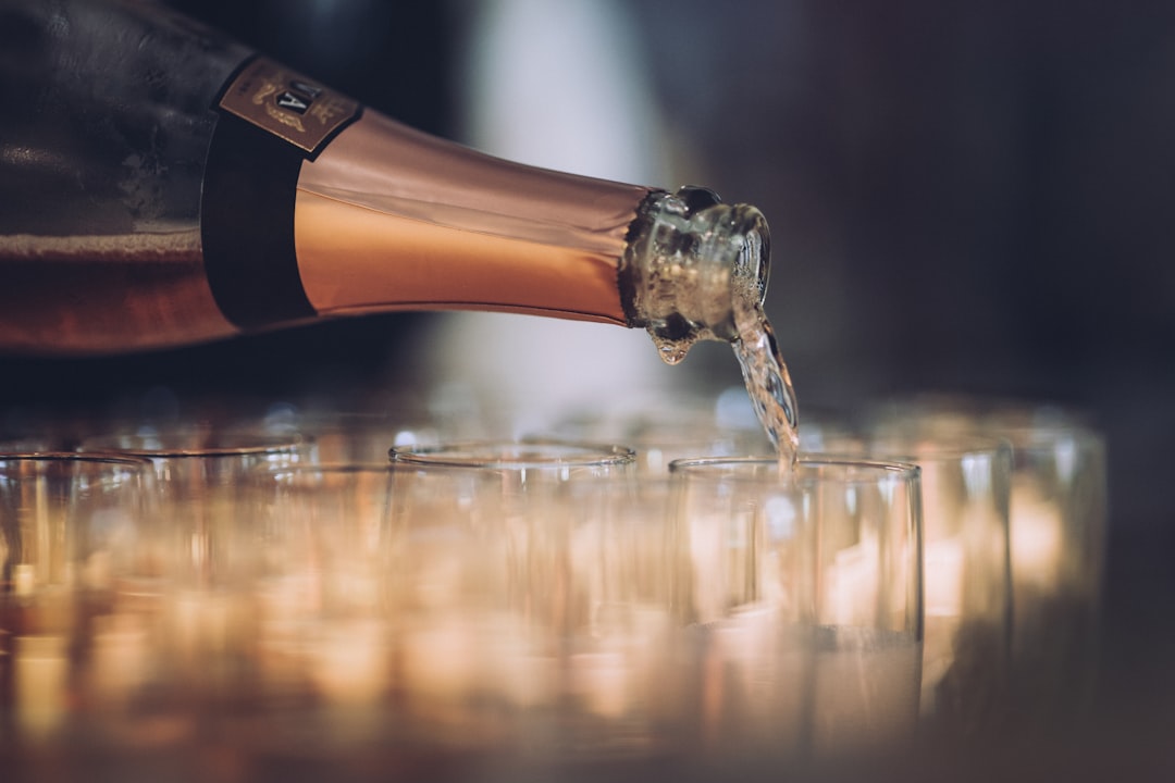 Champagne Deutz en Aÿ: catas y visitas - 16 Rue Jeanson | Secret World Trip Planner