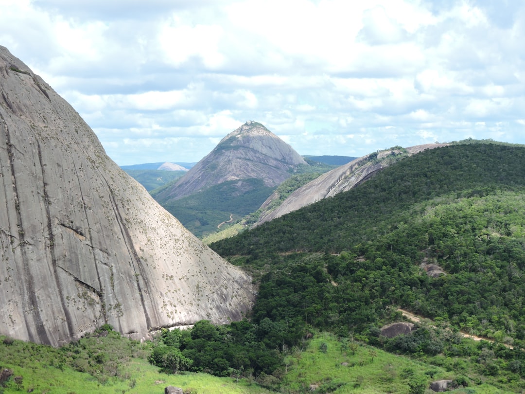 Pedra do Telégrafo: atardecer en Brasil salvaje - Grumari | Secret World Trip Planner