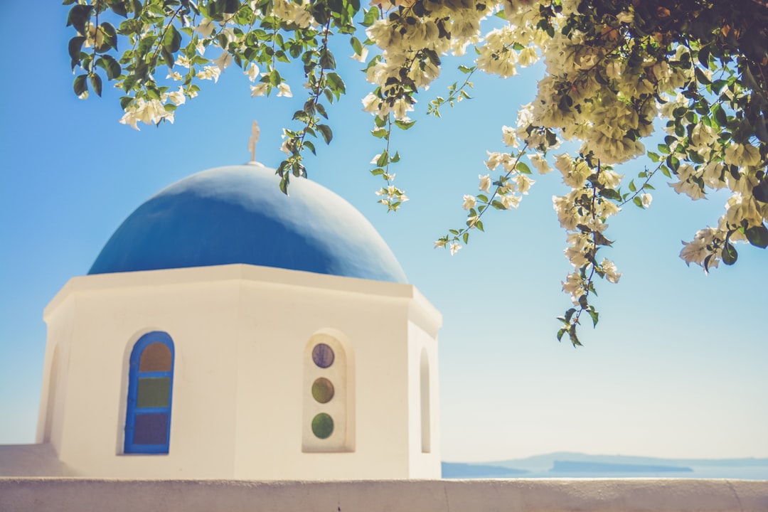 Découvrir la chapelle en Grèce : un trésor culturel - 5QXC+WJ Archangelos Lerou | Secret World Trip Planner