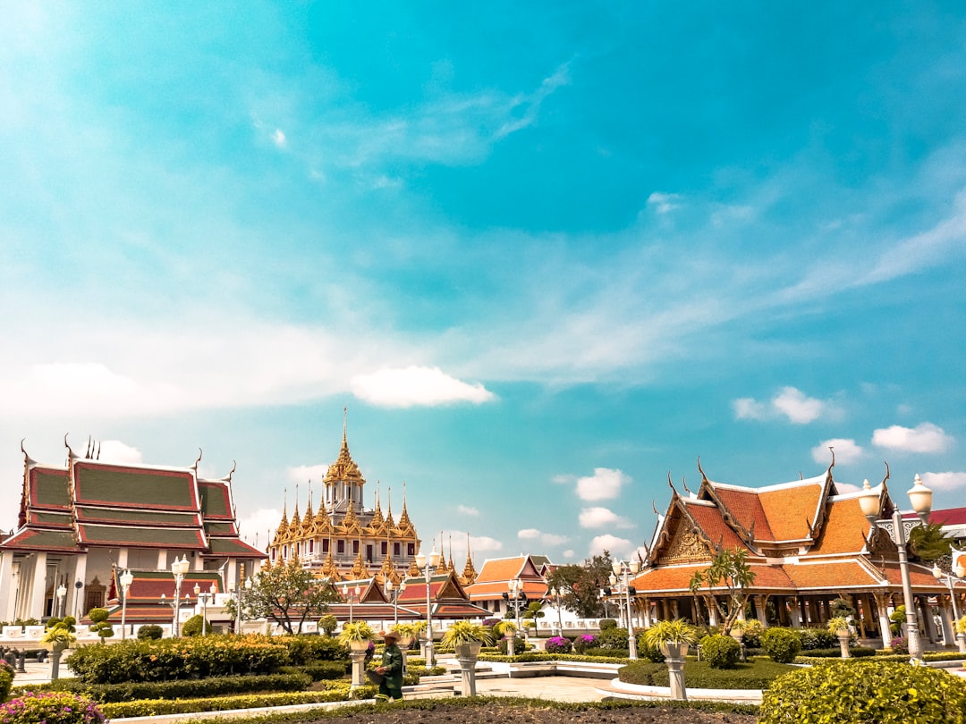 Erkundung von Wat Kudi Rai: ein historischer Schatz in Thailand - Amphoe Si Satchanalai | Secret World Trip Planner