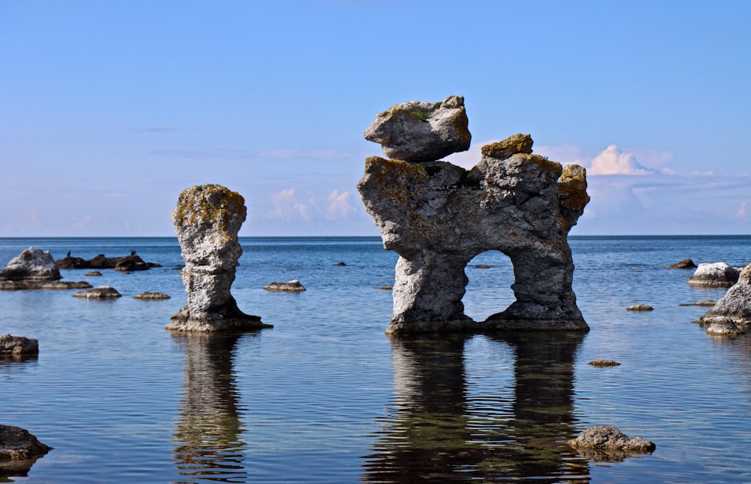 파뢰: 스웨덴 발트해의 자연과 바위 - Fårö | Secret World Trip Planner