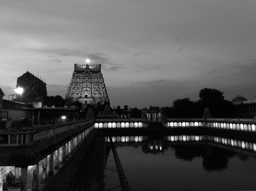 Templo Kapaleeshwarar: esculturas sagradas en Chennai - Chennai | Secret World Trip Planner