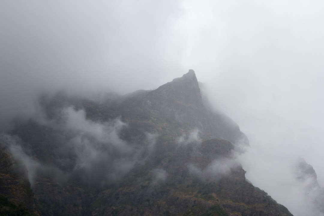 Pico do Arieiro: Panoramen über den Wolken auf Madeira - Pico do Arieiro | Secret World Trip Planner