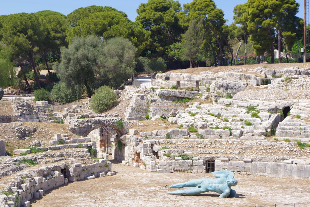 Delo: Die heilige Insel Apollos in den Kykladen - Delos 846 00 | Secret World Trip Planner
