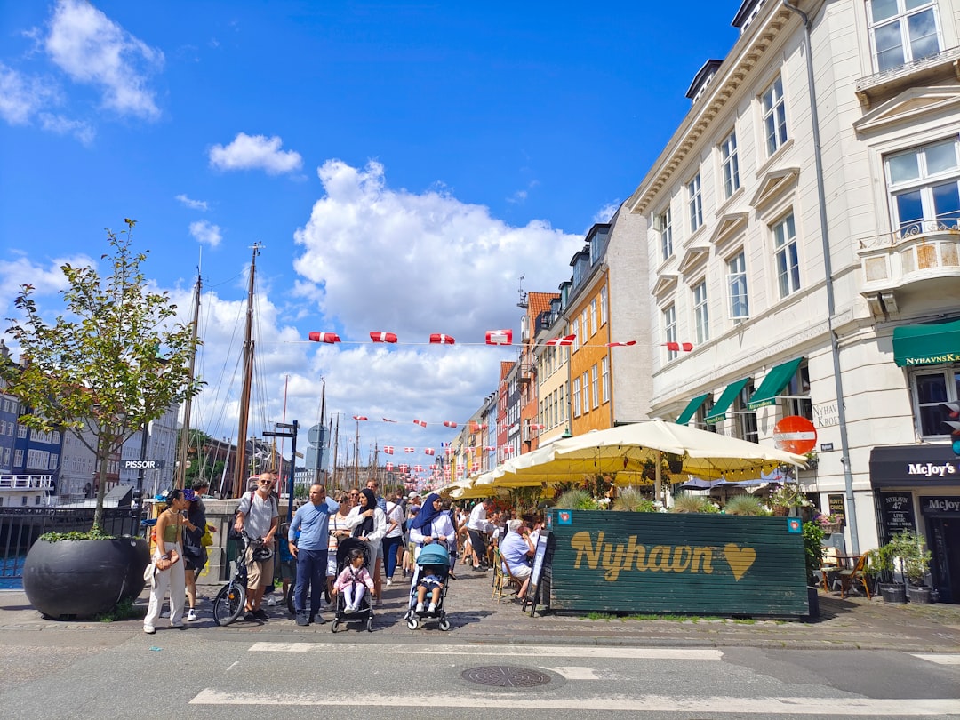 Torvehallerne: o mercado de vidro e aço de Copenhague - Indre By | Secret World Trip Planner