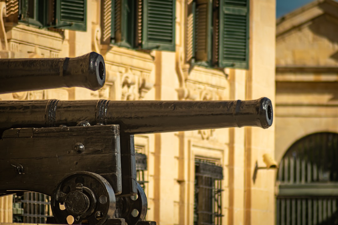 拉斯卡里斯战争室:瓦莱塔的秘密隧道 - Valletta Ditch | Secret World Trip Planner