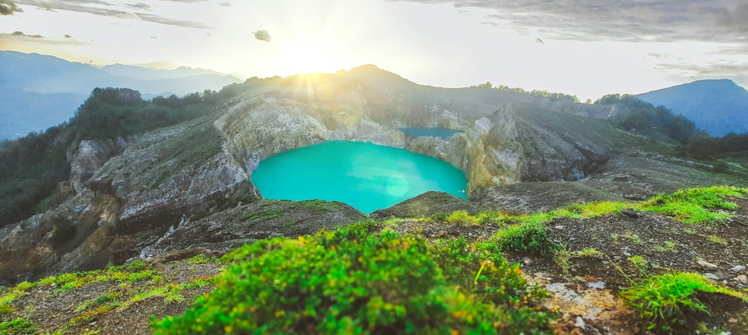 Kelimutu: i tre laghi vulcanici dai colori mutevoli - Kabupaten Ende | Secret World Trip Planner
