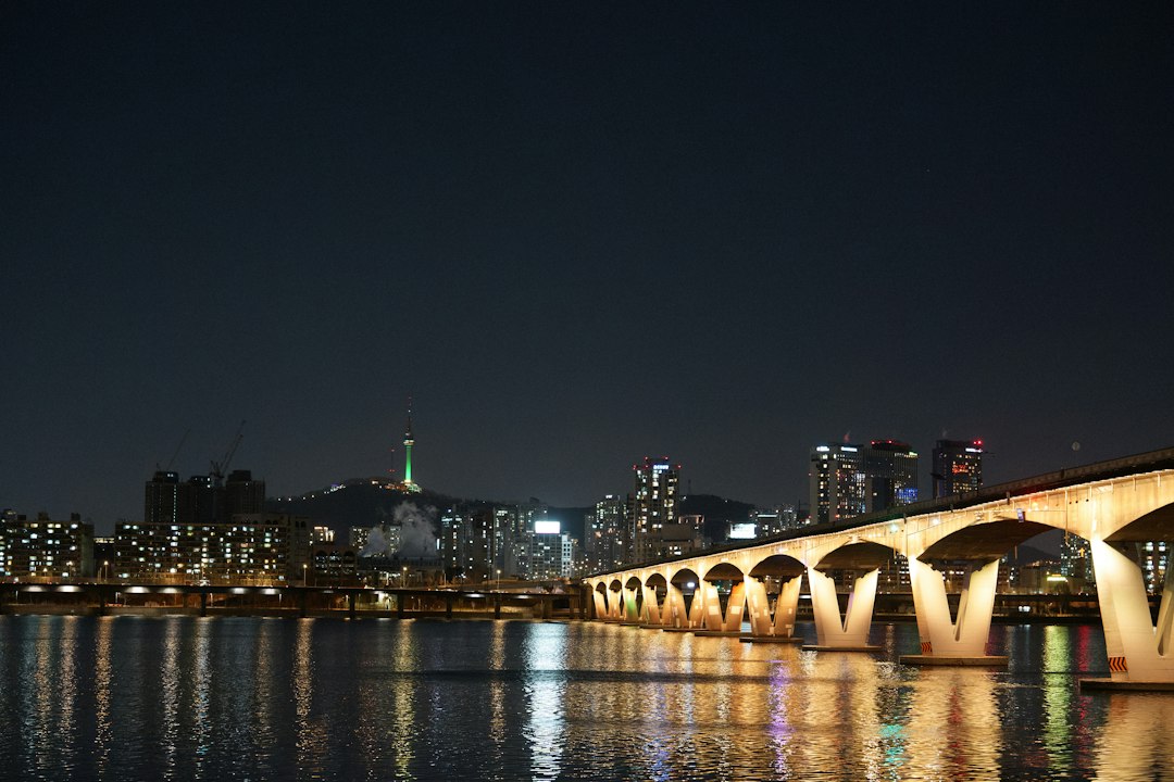 Secret World vs TripIt: ¿qué app triunfa en Seúl 2026? - Seoul | Secret World Trip Planner