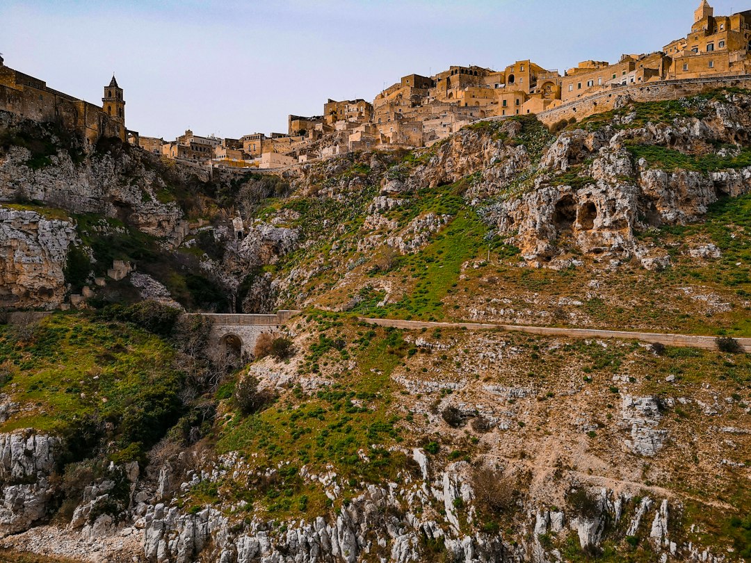 Matera: dormir y explorar las cuevas de los Sassi - 75100 Matera MT | Secret World Trip Planner