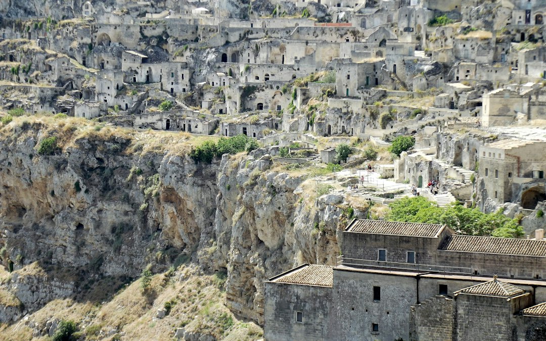 Matera: dormir y explorar las cuevas de los Sassi - 75100 Matera MT | Secret World Trip Planner