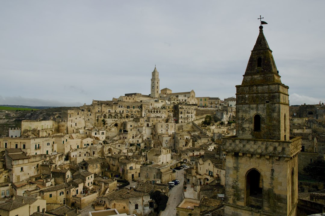 Матера: ночевка и прогулки по пещерам Сасси - 75100 Matera MT | Secret World Trip Planner