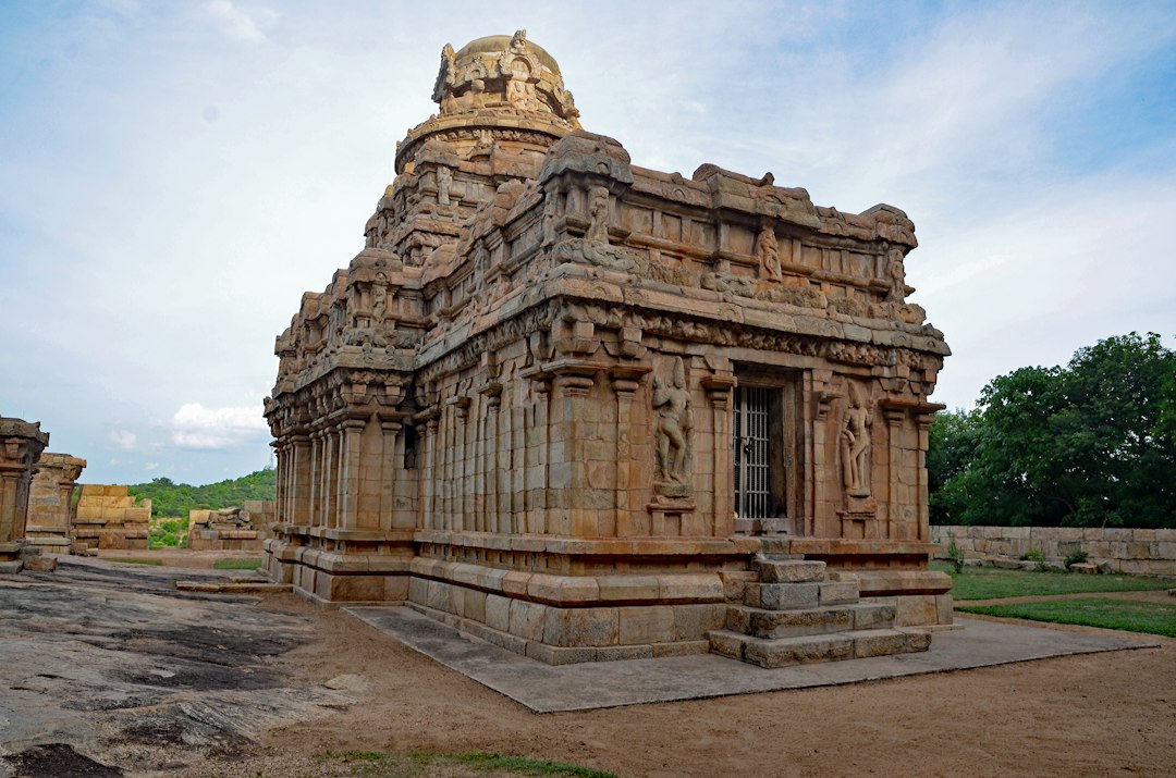 Vittala Temple in Hampi: Vijayanagara Architecture - Nimbapura | Secret World Trip Planner