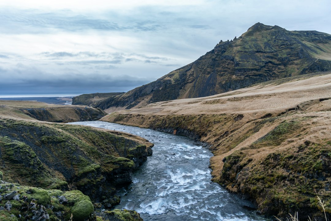 Fimmvörðuháls: caminando entre glaciares y lava - Gönguleið um Fimmvörðuháls | Secret World Trip Planner