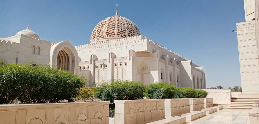 Национальный музей Омана: история и искусство в Мускате - opposite Al Alam Palace، Al Saidiya St | Secret World Trip Planner
