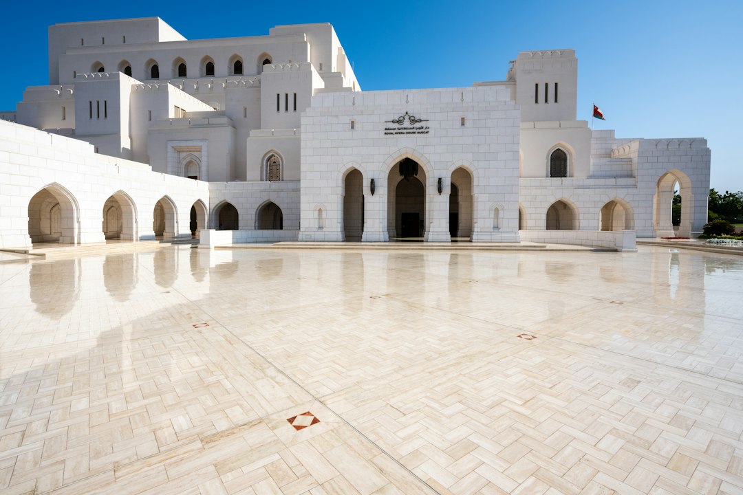 Национальный музей Омана: история и искусство в Мускате - opposite Al Alam Palace، Al Saidiya St | Secret World Trip Planner