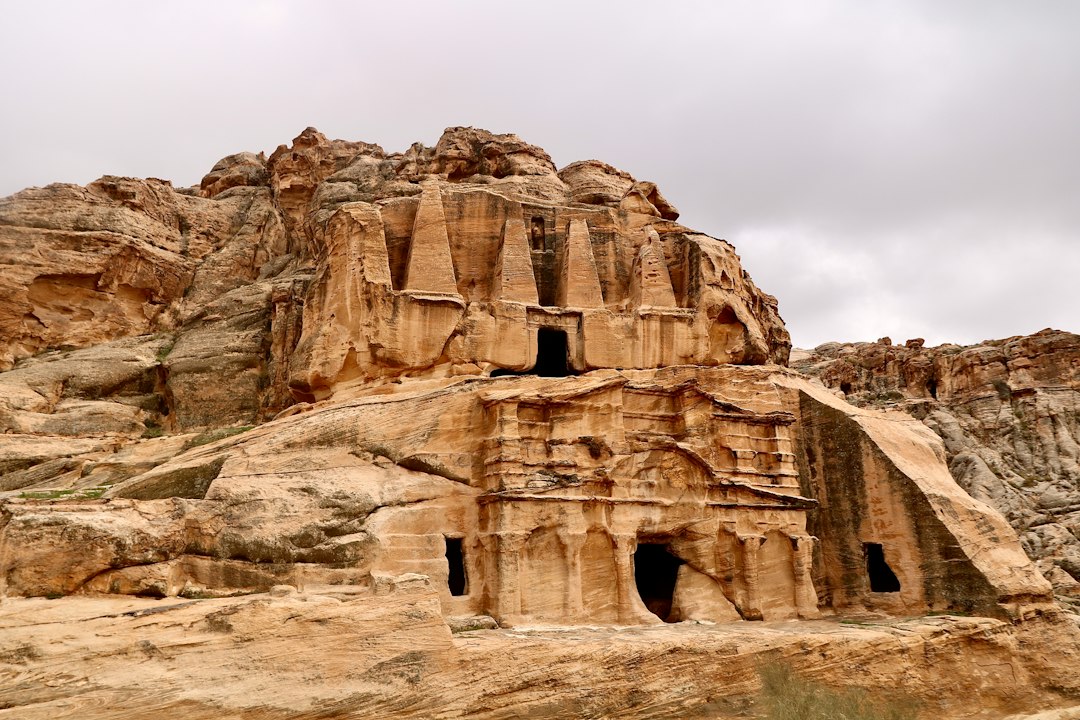 Petra Museum: arte nabatea nel cuore della roccia - 8FG9+46R | Secret World Trip Planner