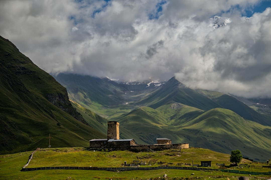 Torri di Svaneti: sentinelle medievali del Caucaso - MPXX+J34 | Secret World Trip Planner