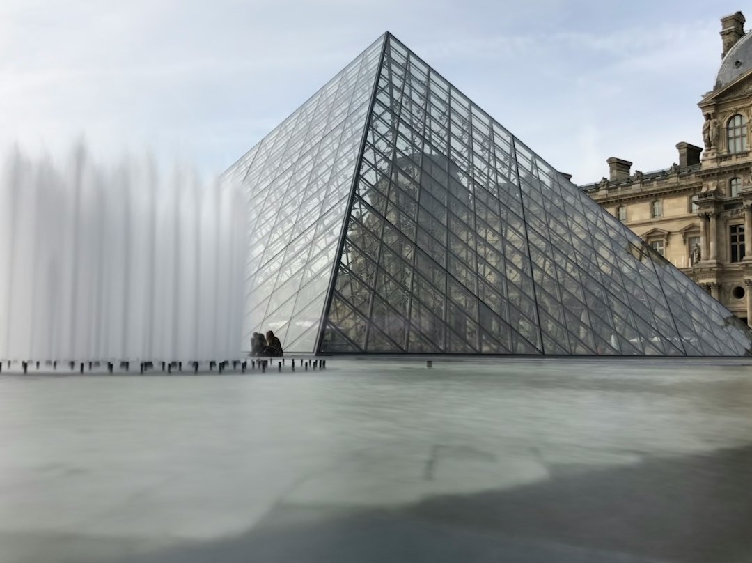 Café Louvre di Praga: un secolo di caffè e svíčková - Národní 22 | Secret World Trip Planner