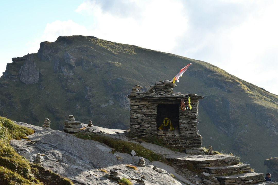 Tungnath: o caminho para o templo Shiva mais alto - Chopta | Secret World Trip Planner