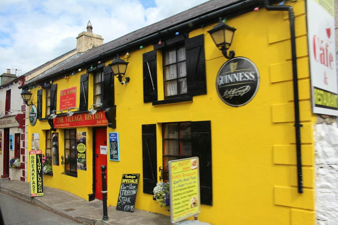 Fisherman's Pub: mariscos frescos en Speightstown - Queens St | Secret World Trip Planner