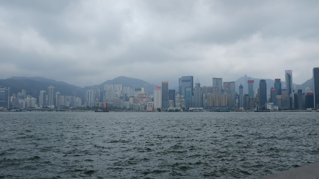 Scopri la Magia dell'Avenue of Stars a Hong Kong: the other angle nobody uses