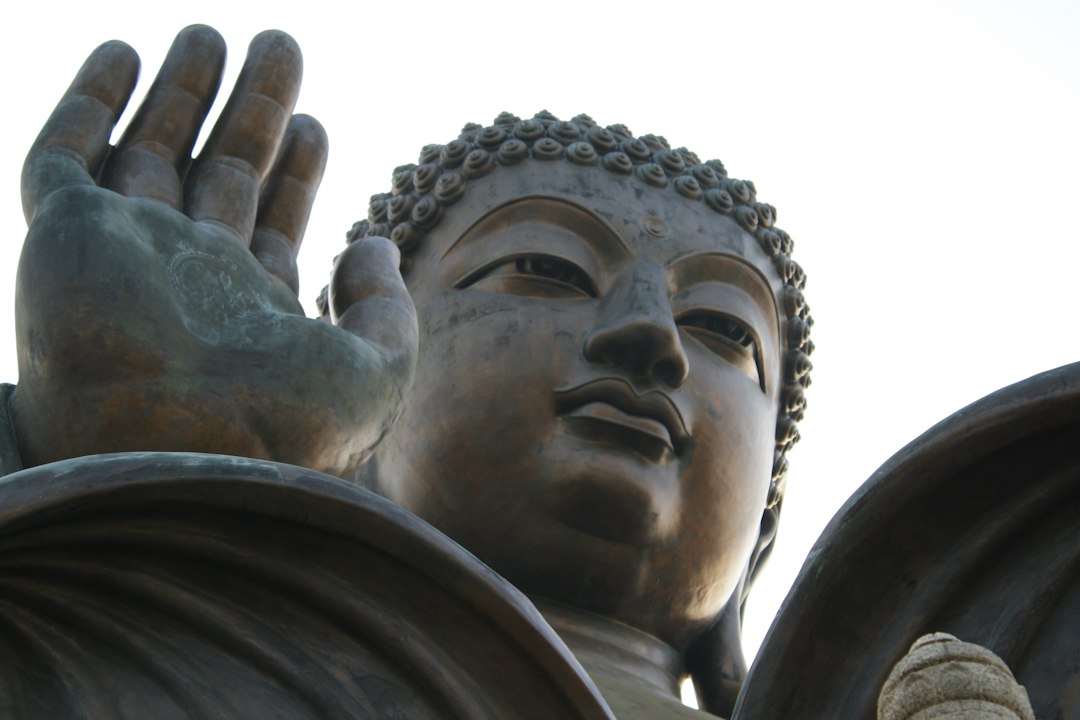 Descubre el Buda Tian Tan en Hong Kong - Lantau Island | Secret World Trip Planner