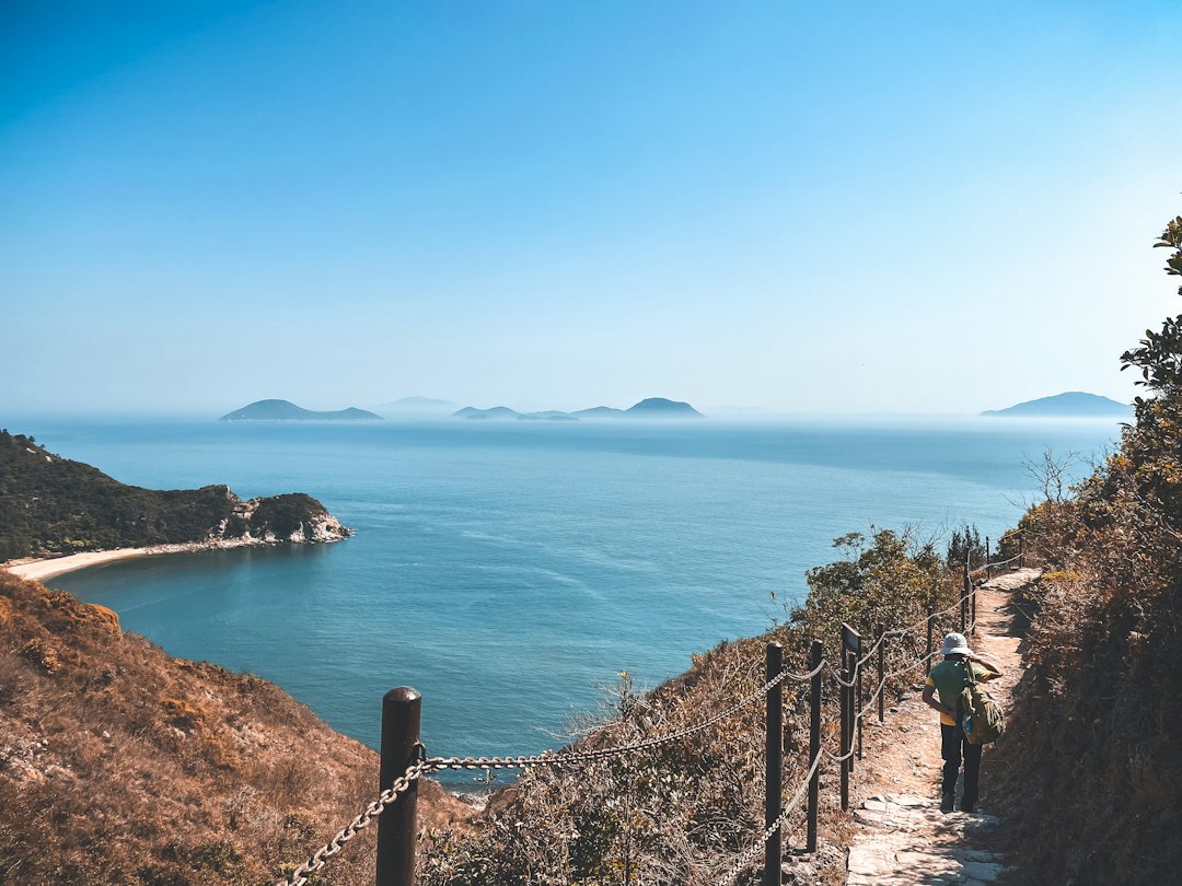 Entdecke den MacLehose Trail: Eine Reise durch Hongkong - Sai Kung | Secret World Trip Planner