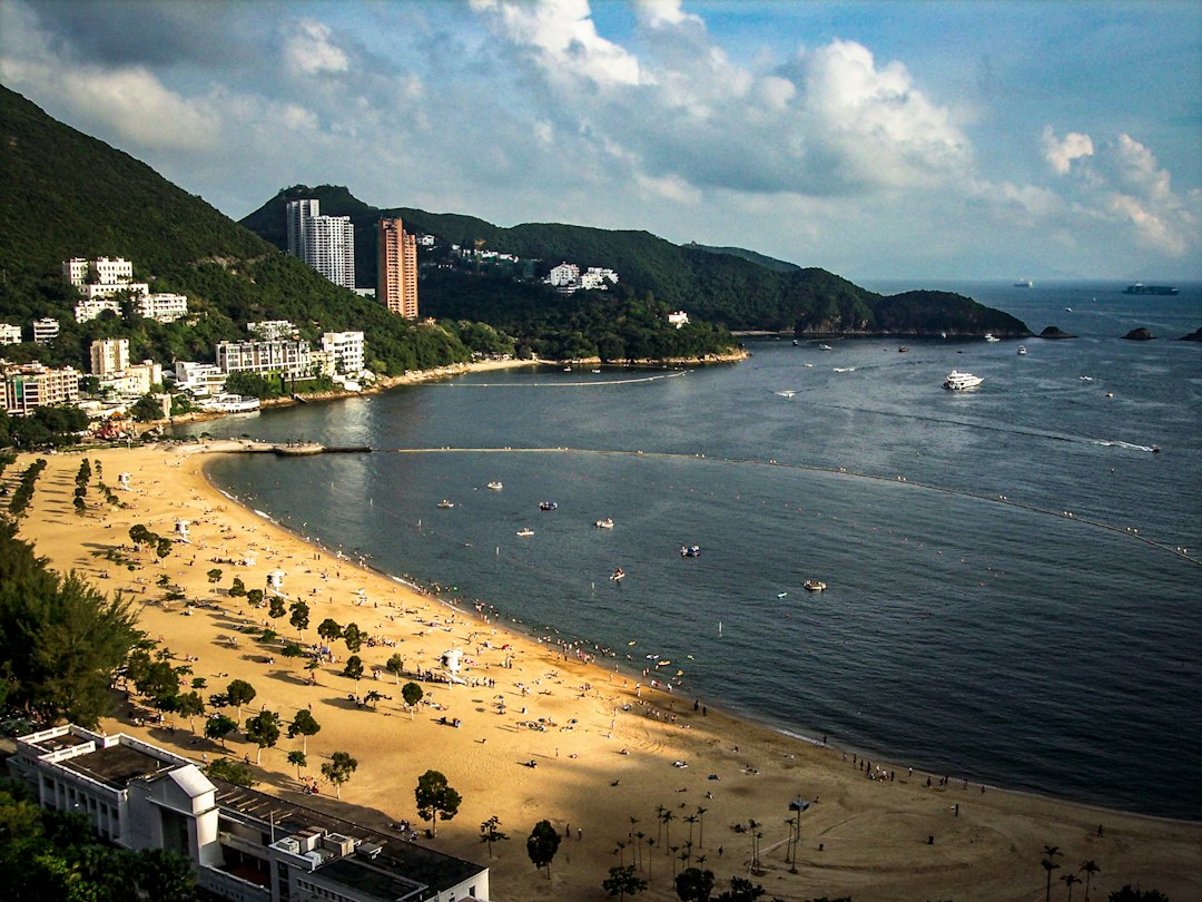 Découvrez le charme de la promenade Tai O à Hong Kong - Tai O | Secret World Trip Planner