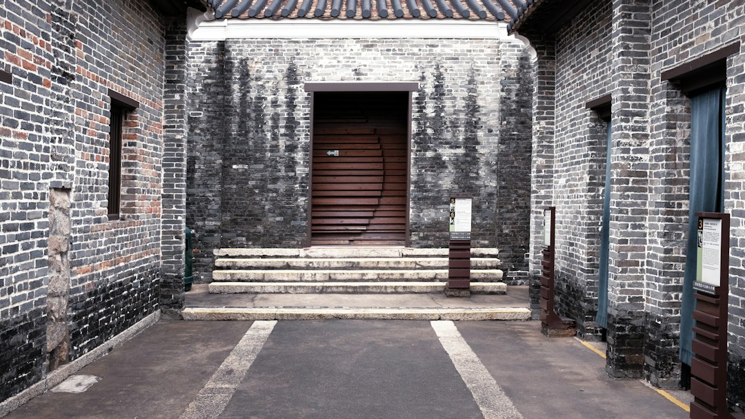 Discover the History of Kowloon Walled City Park - Kowloon City | Secret World Trip Planner