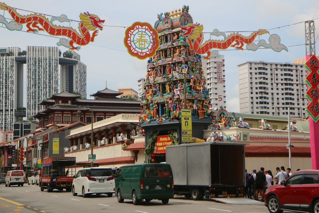 Scopri il Buddha Tooth Relic Temple di Singapore - 288 S Bridge Rd | Secret World Trip Planner